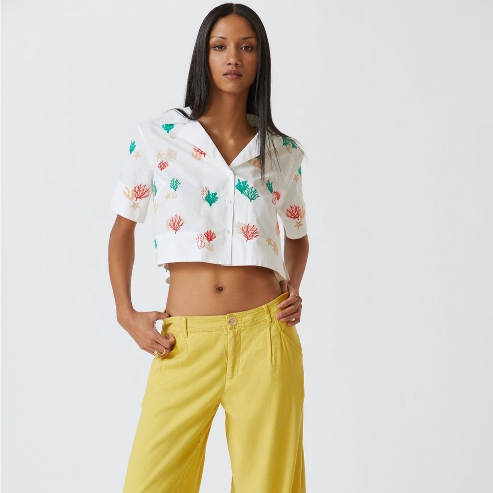 ✨ Anthropologie Cropped Surf Shirt Sz L - Picture 5 of 7